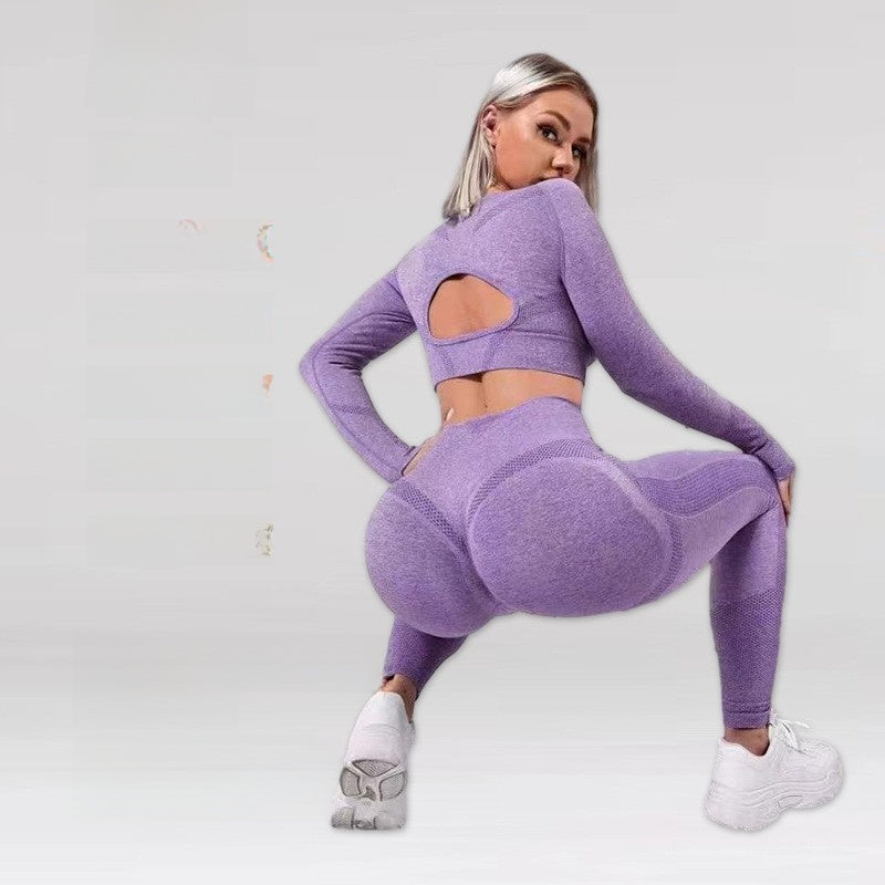 Two-piece fitness set for women