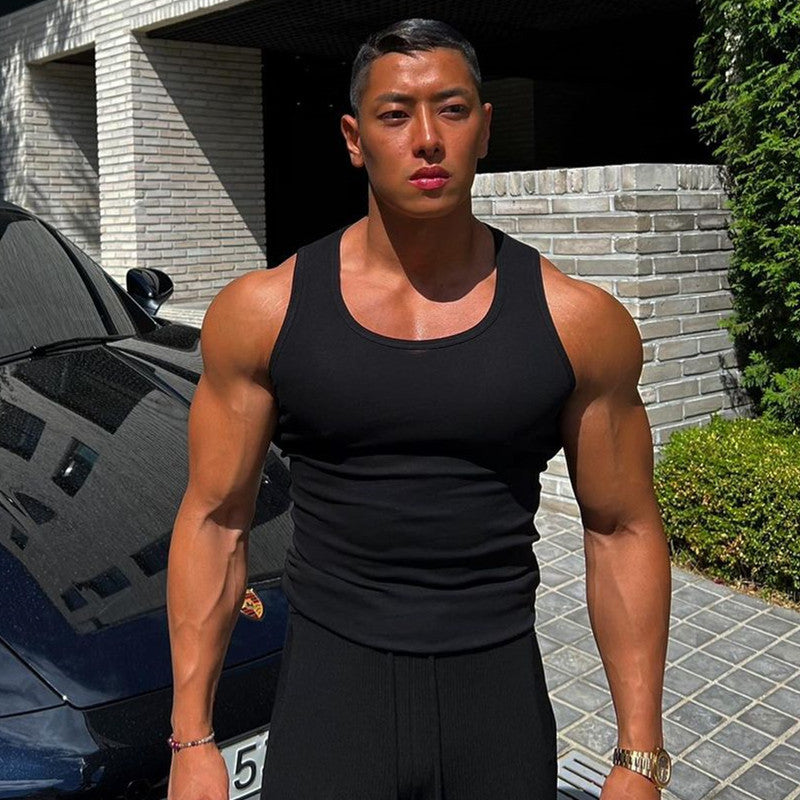 Sports Top Muscle Showing Clothes