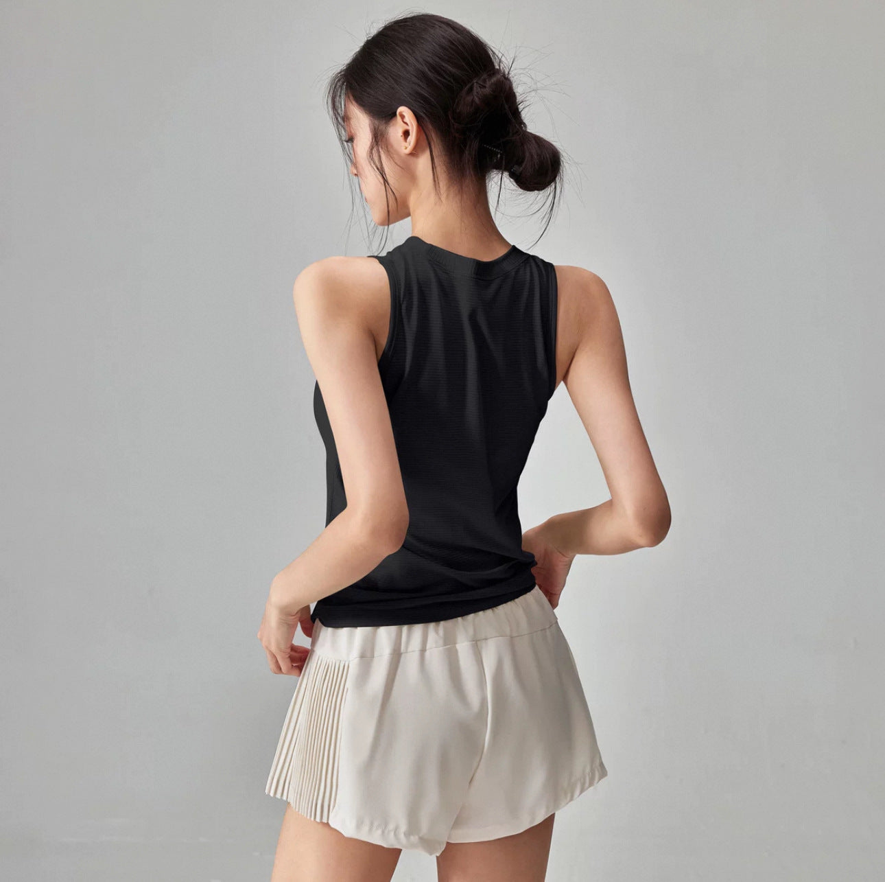 Quick-drying yoga wear, vest, elastic training, sleeveless sports top worn outside